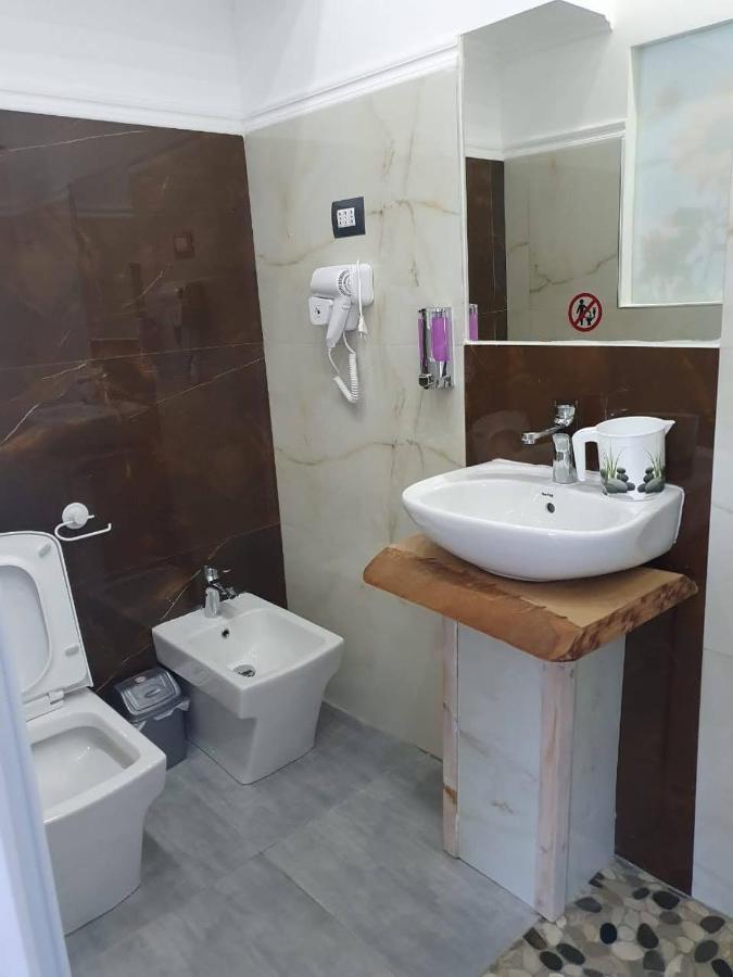 Vila Oliven Vlorë Eksteriør bilde